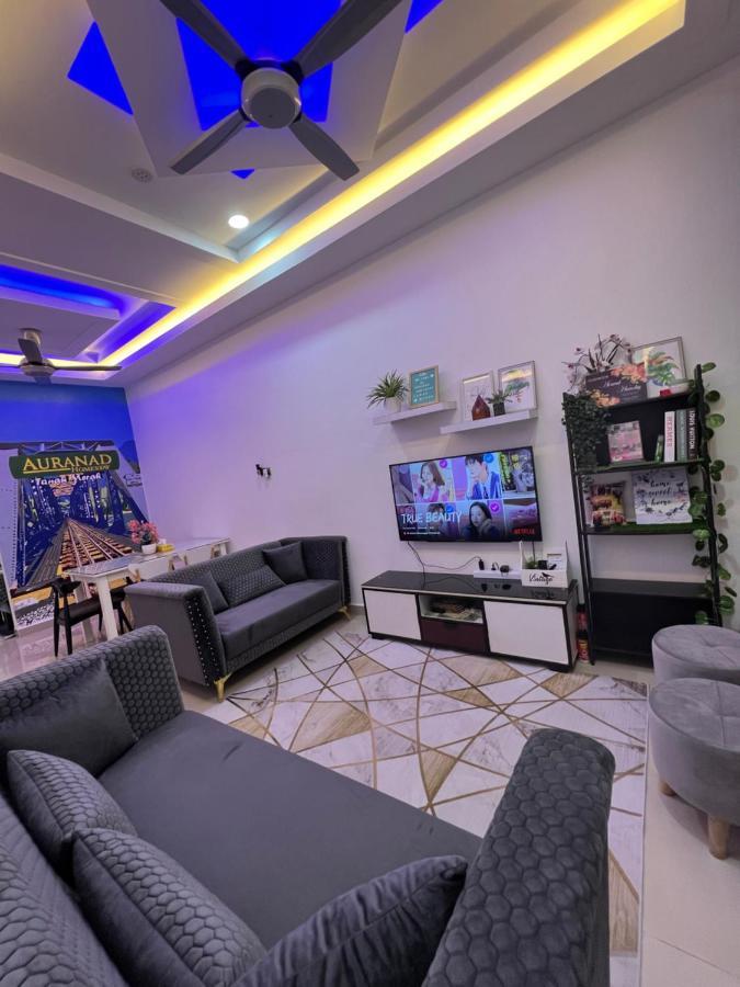 Auranad Guest House Tanah Merah Wifi-Netflix Eksteriør billede